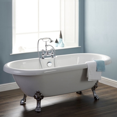 Vasca da bagno bianca ergonomica con scarico di soprafflusso a piedi di tigre