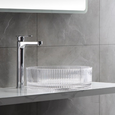 Bande verticali moderne di Crystal Clear Glass Wash Basin che fondono sotto pressione i lavandini del bacino del bagno